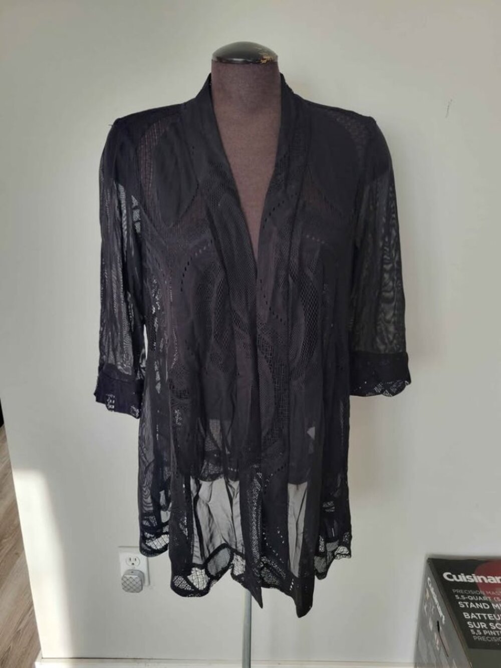 Frank Lyman lace cardigan size 16